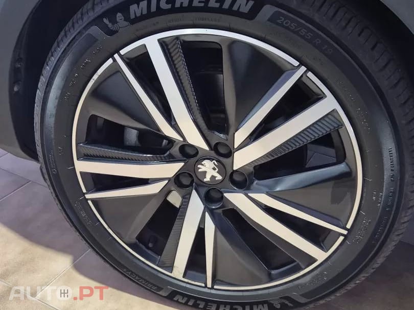 Peugeot 3008 1.6 Hybrid GT Line e-EAT8