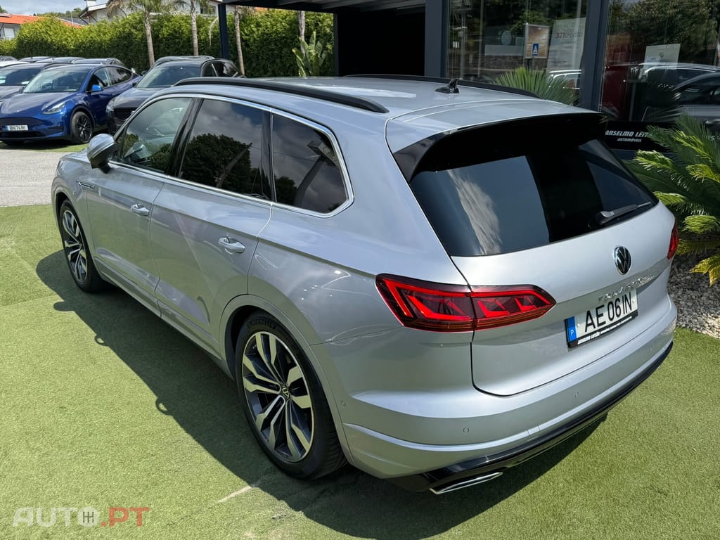 Volkswagen Touareg 3.0 TDI V6 R-Line
