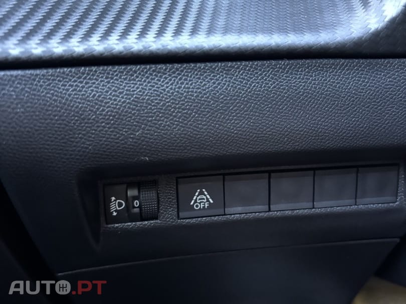 Peugeot 2008 1.2 PureTech Active Pack EAT8