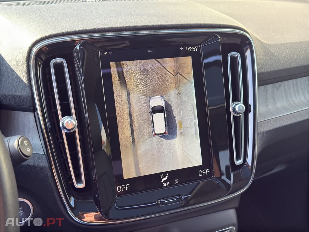 Volvo XC40 1.5 T5 PHEV Plus Bright