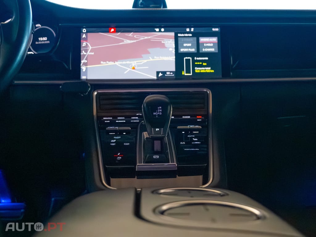 Porsche Panamera 4 E-Hybrid