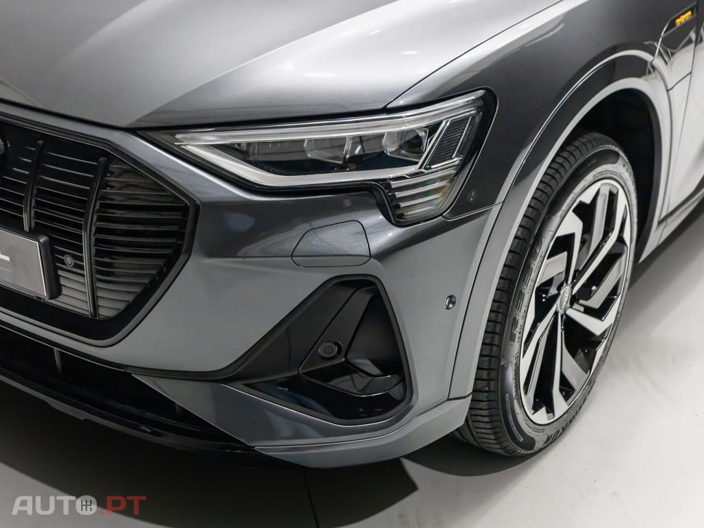 Audi E-Tron 55 quattro S line