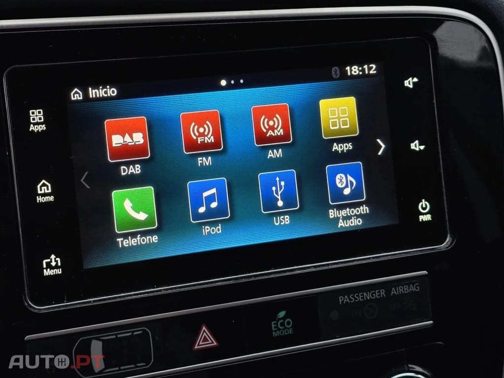 Mitsubishi Outlander 2.4L PHEV TWIN MOTOR 4WD INVITE