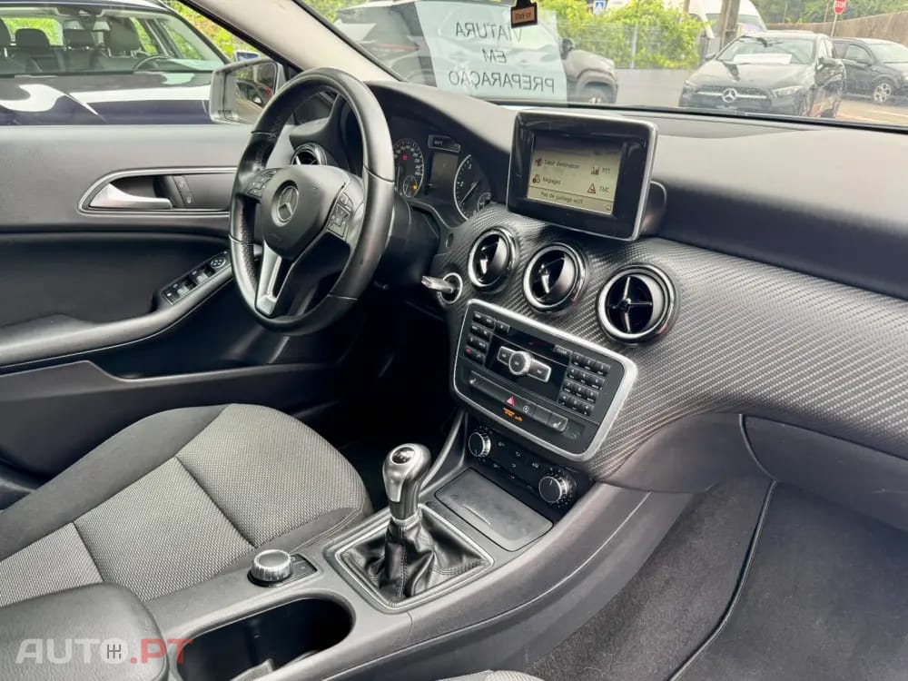 Mercedes-Benz GLA 180 d Style