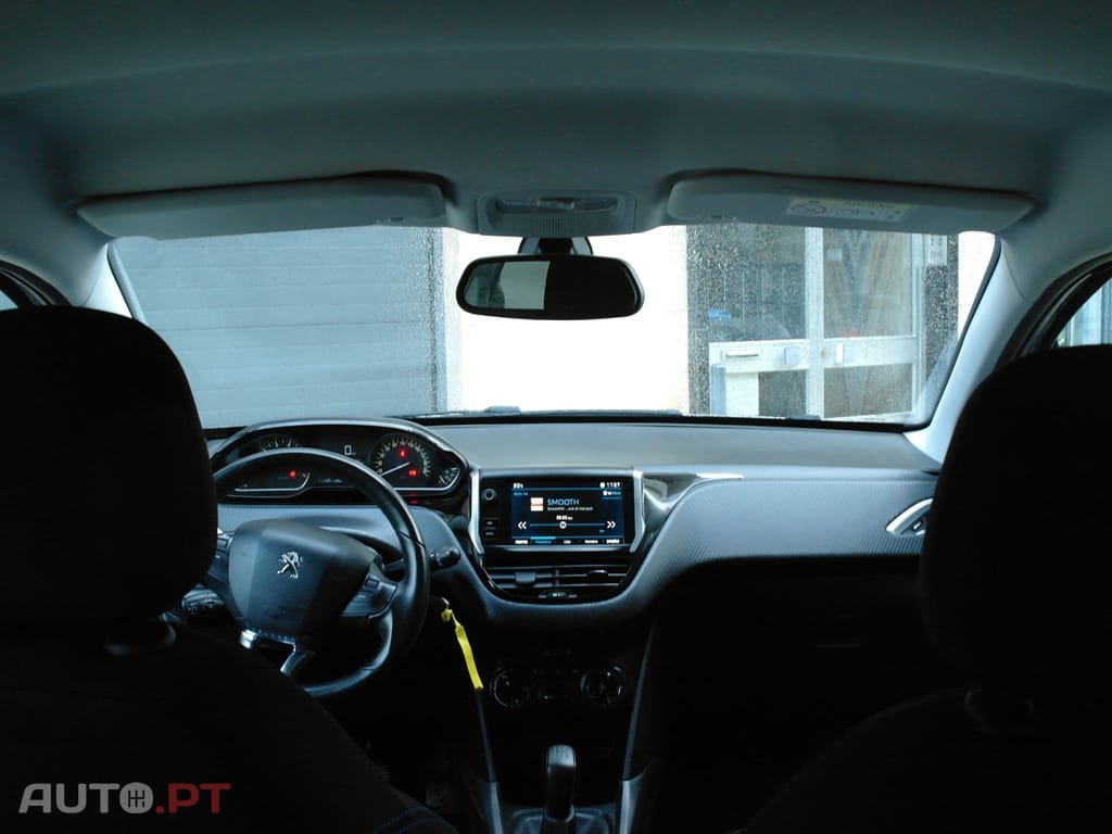 Peugeot 2008 1.2 PureTech Style