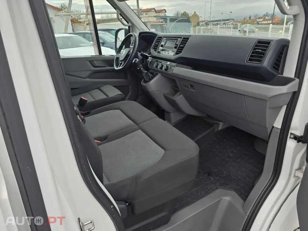 Volkswagen Crafter 35 2.0 TDI L3H3 Médio Tecto Alto