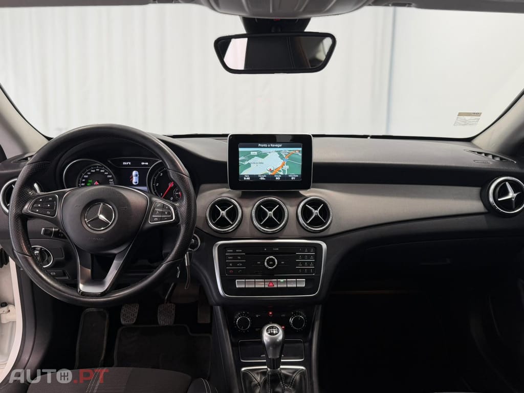 Mercedes-Benz CLA 200 d Urban