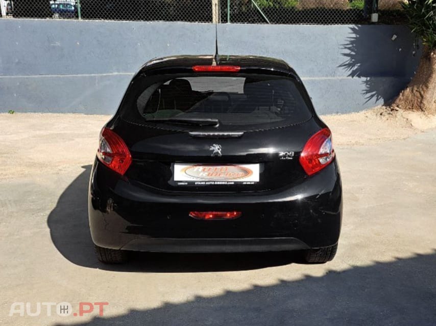 Peugeot 208 1.4 HDi SE Style