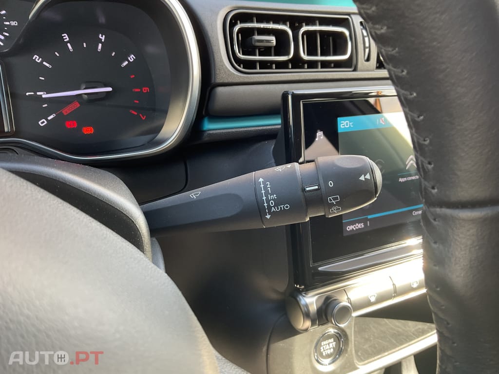 Citroen C3 1.2 PureTech Shine EAT6