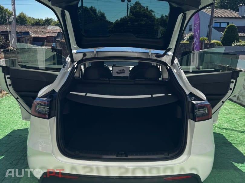 Tesla Model Y Tração Traseira