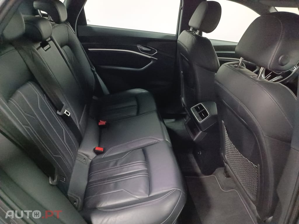 Audi E-Tron Sportback  55 quattro S line