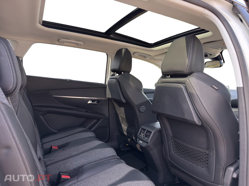 Peugeot 5008 1.6 BlueHDi Allure EAT6 J18