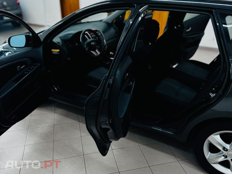 Kia Ceed SW 1.4 CVVT EX ISG