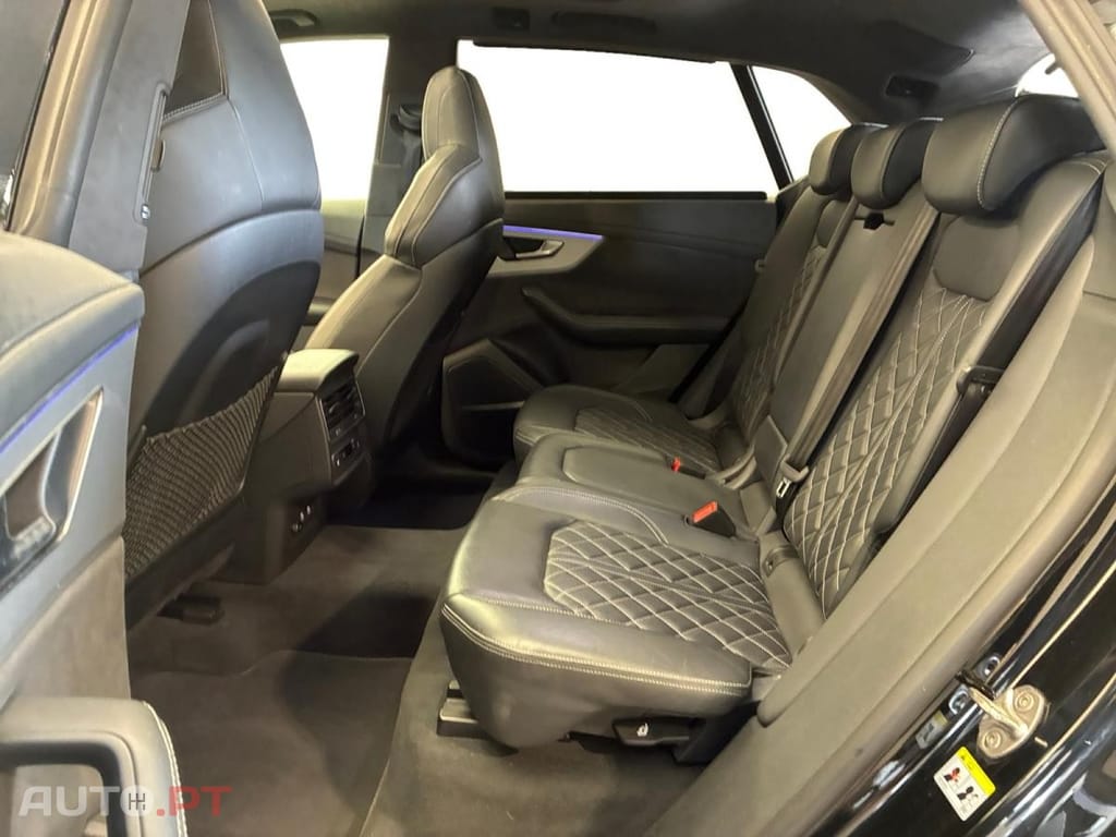 Audi Q8 60 TFSIe quattro Tiptronic