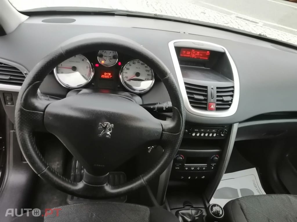 Peugeot 207 1.6 HDi 99g