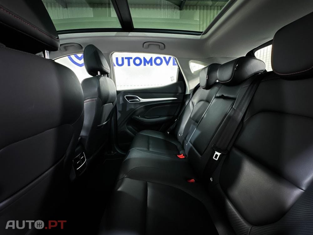MG ZS EV 72.6 kWh Luxury
