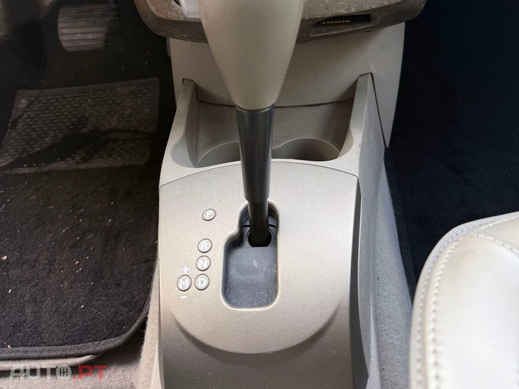 Renault Clio 1.6 INITIALE Automático 80mikm