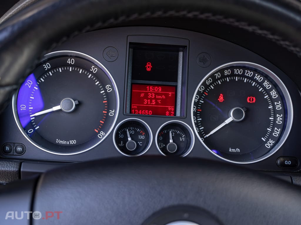 Volkswagen Golf 3.2 R32 4Motion