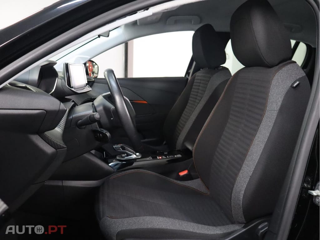 Peugeot 208 Active Versão Eléctrica