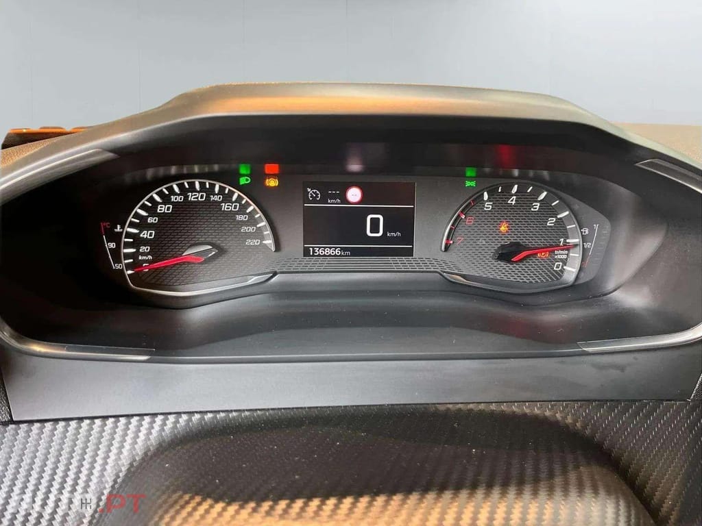 Peugeot 2008 1.2 Active Business