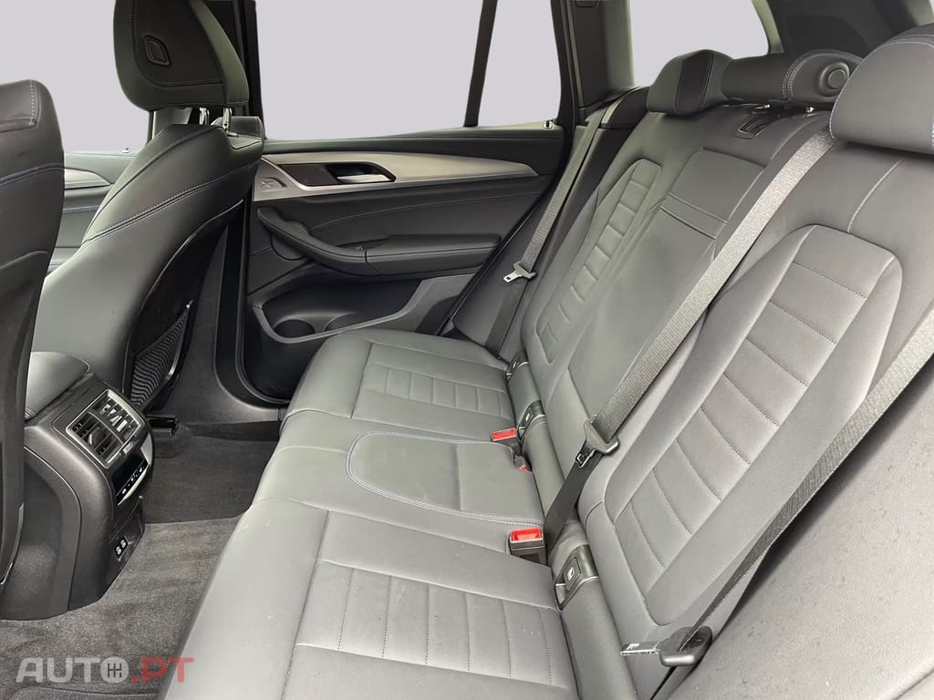 BMW iX3 I.V.A DEDUTIVEL M Sport Impressive