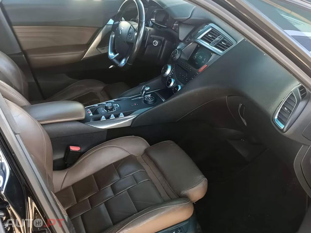 Citroen DS5 2.0 HDi Hybrid4 Sport Chic CMP6