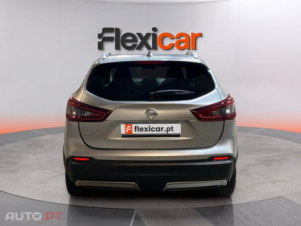 Nissan Qashqai 1.3 DIG-T N-Connecta J18