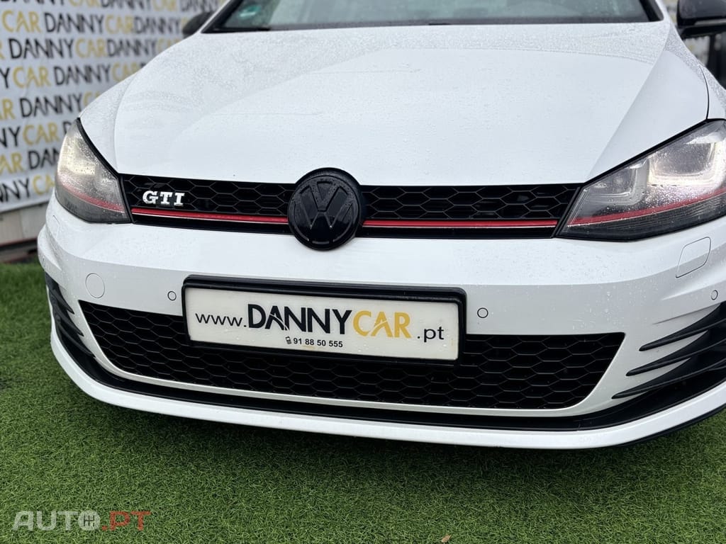 Volkswagen Golf 2.0 GTi DSG