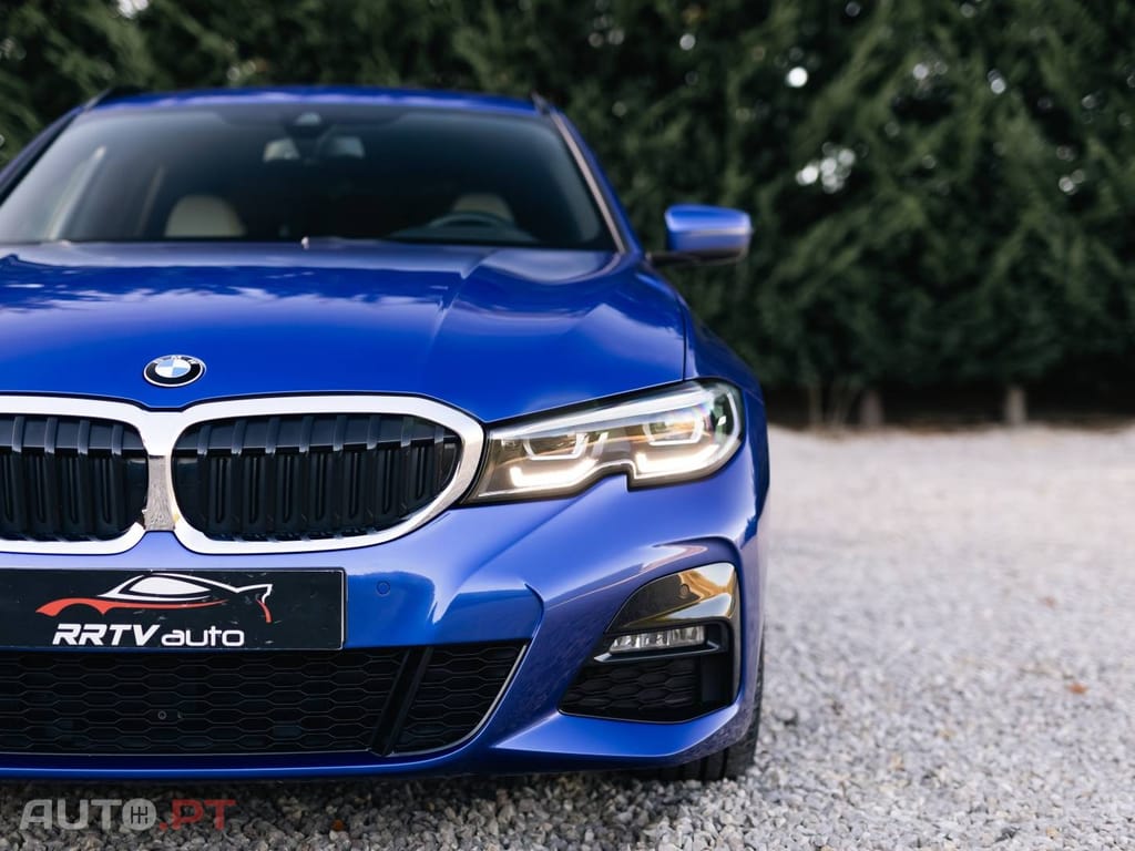 BMW 320 d Pack Desportivo M Auto