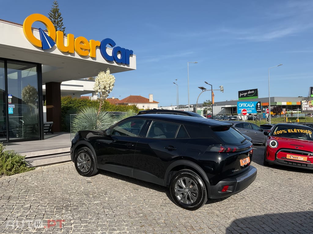 Peugeot E-2008 50 kWh Active