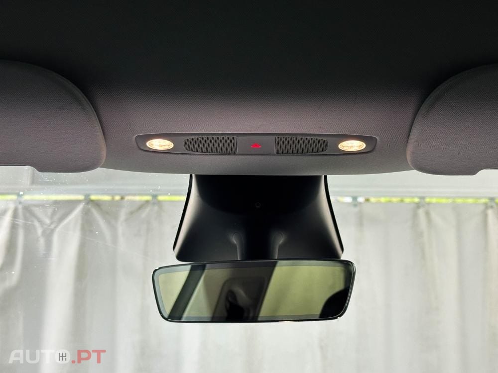 Tesla Model Y Performance Dual Motor AWD