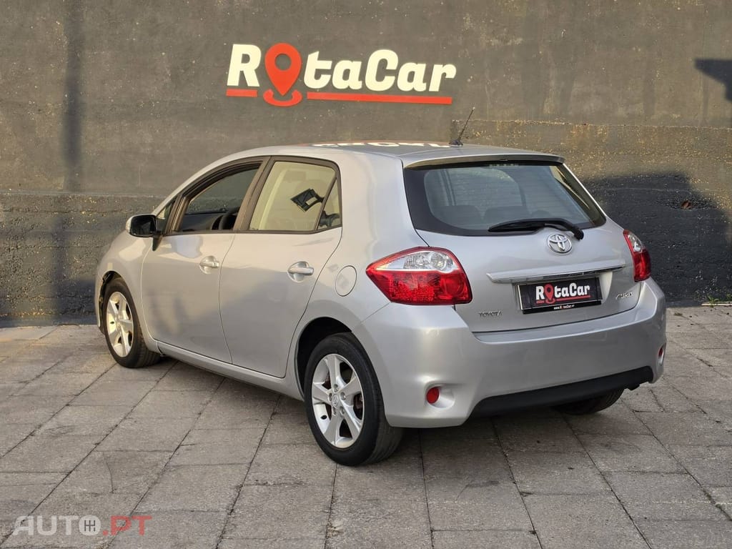 Toyota Auris 1.4 D-4D Comfort MM+Navi