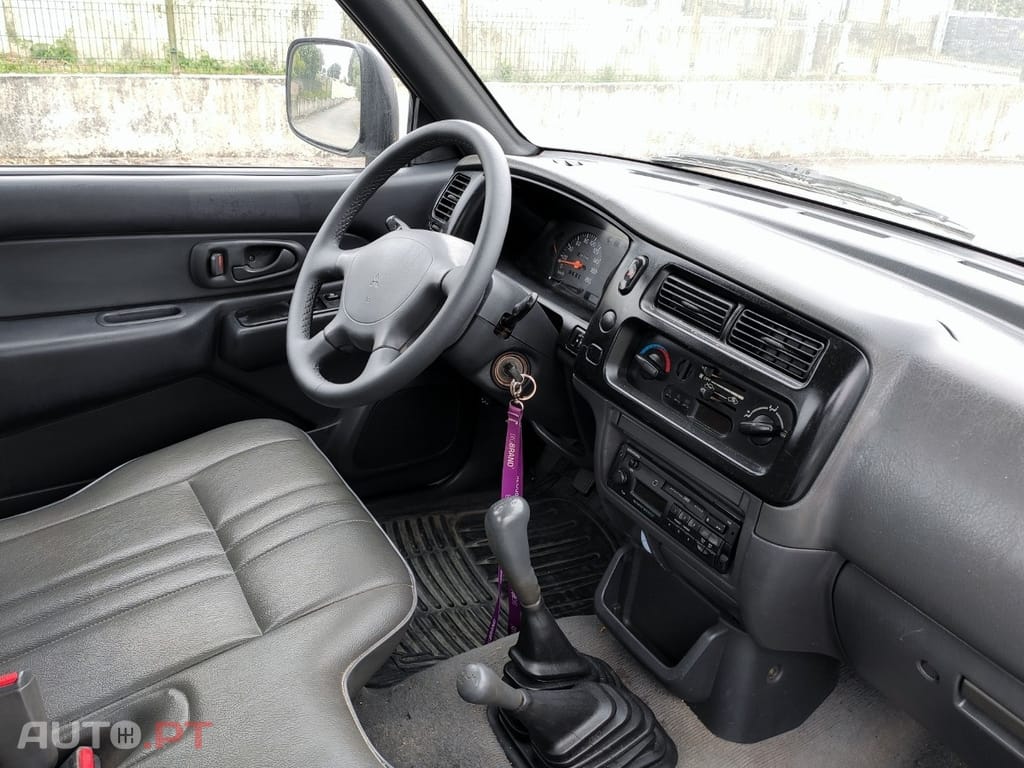 Mitsubishi L200 2.5TDI 4X4