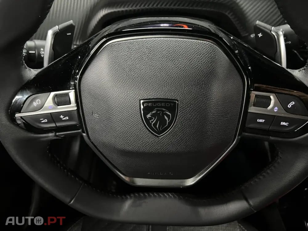 Peugeot 2008 1.2 Hybrid Allure e-DCS6