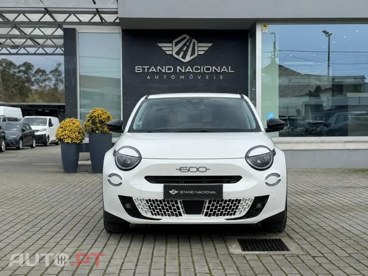 Fiat 600 1.2 Hybrid La Prima