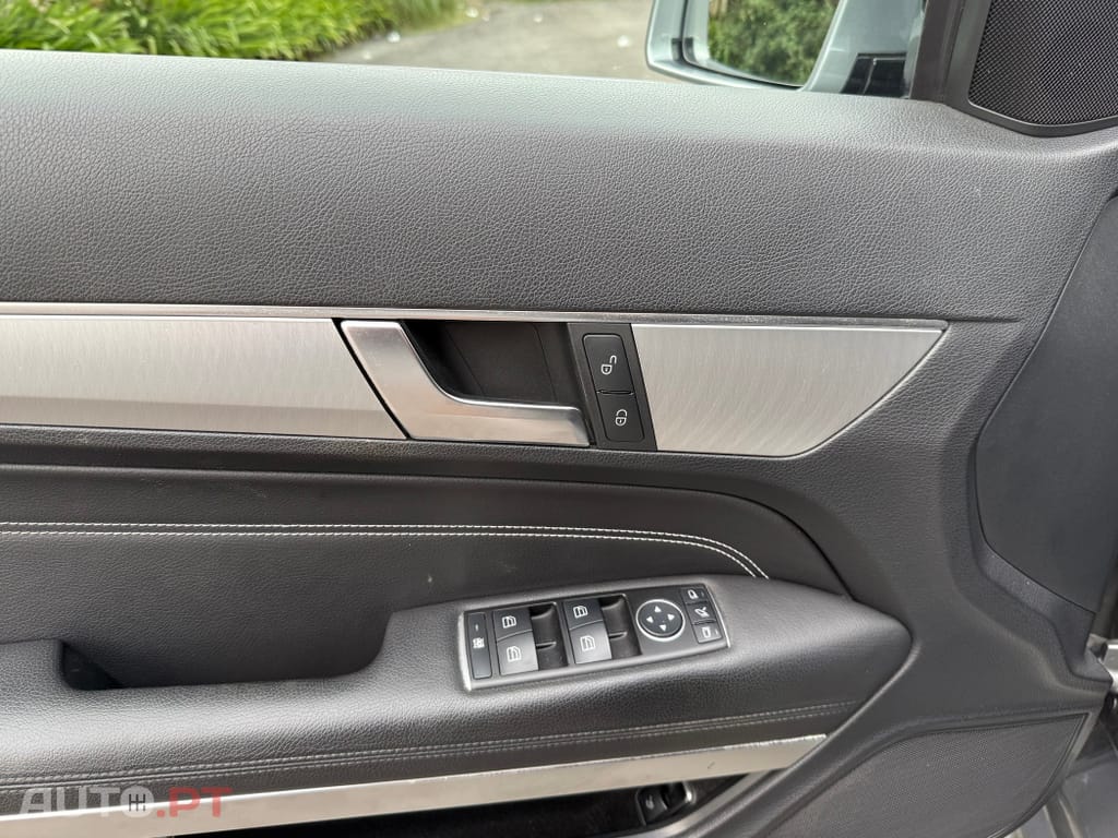 Mercedes-Benz E 250 BlueTEC Auto