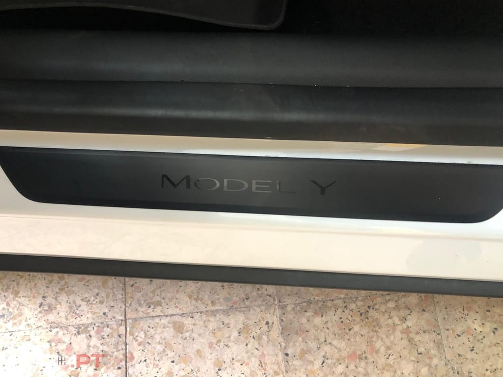 Tesla Model Y Performance Tração Integral