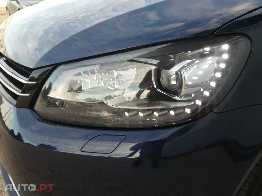 Volkswagen Touran 2.0 TDI DPF MATCH