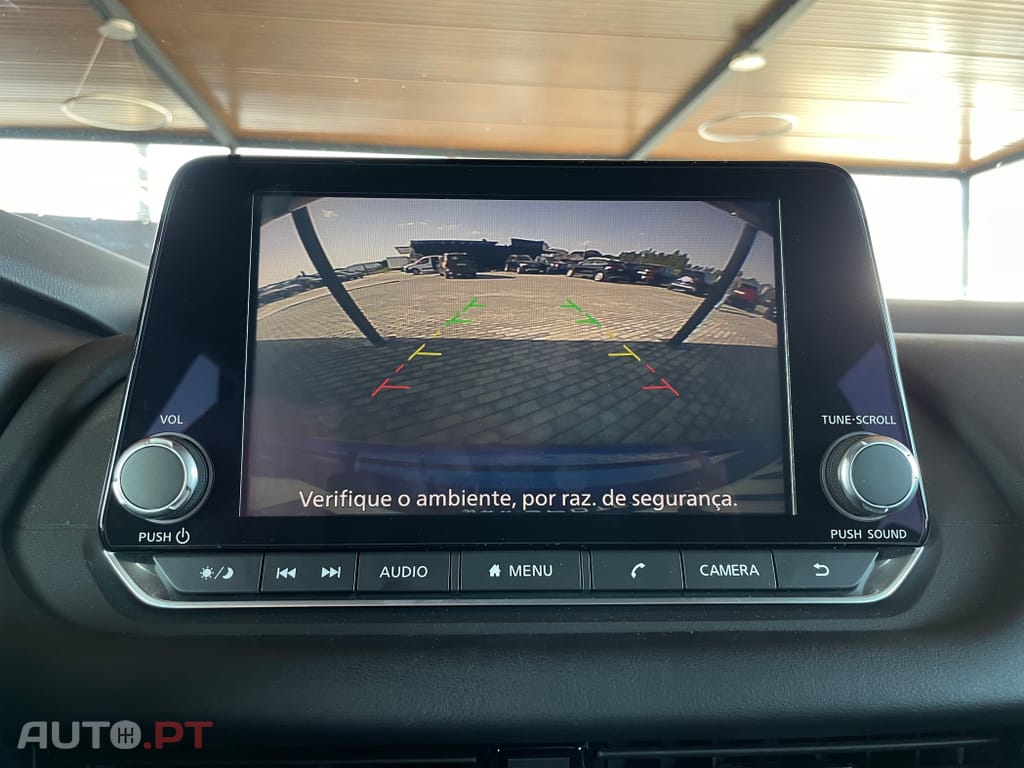 Nissan Qashqai 1.3 DIG-T N-Connecta LED+SKY