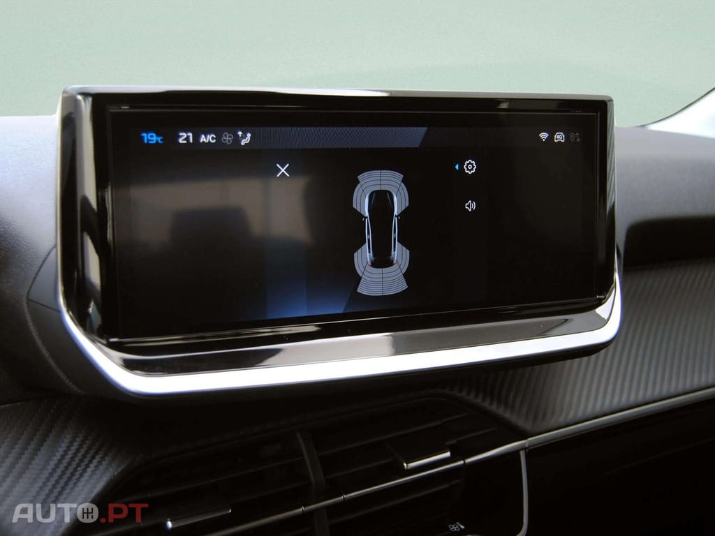 Peugeot 208 1.2 Hybrid Allure e-DCS6