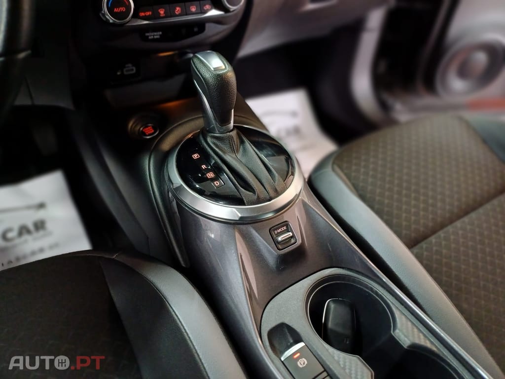 Nissan Juke 1.0 DIG-T N-Connecta DCT