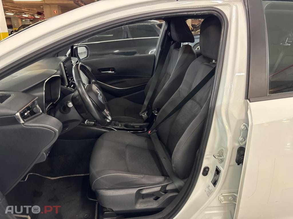 Toyota Corolla 1.8 Hybrid Comfort