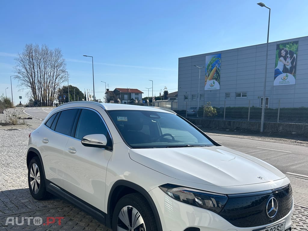 Mercedes-Benz EQA 300 4 matic