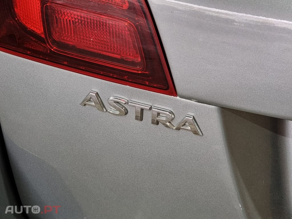 Opel Astra Sports Tourer 1.3 CDTi Cosmo S/S