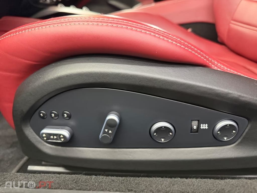 Ferrari California 3.9 V8 T
