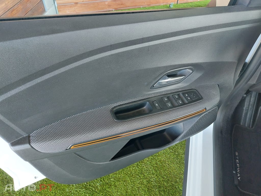 Dacia Sandero 1.0 ECO-G Stepway Comfort Bi-Fuel