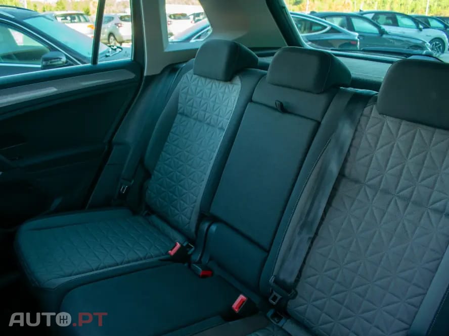 Volkswagen Tiguan 1.4 TSI eHybrid Conceptline DSG