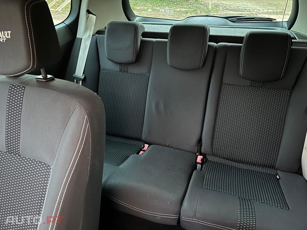 Renault Clio 2.0 16V Sport