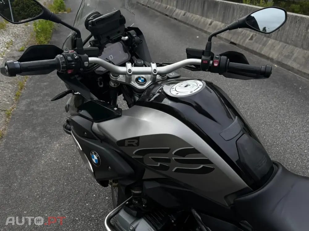 BMW C 650 GT 1200 GS Exclusive triple back