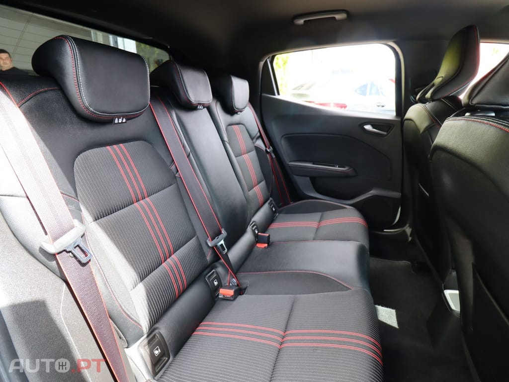 Renault Clio 1.0 TCe RS Line